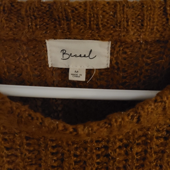 Rust Chunky Knit Sweater - Picture 3 of 3